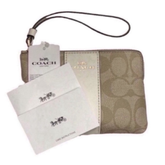 New Coach Wristlet